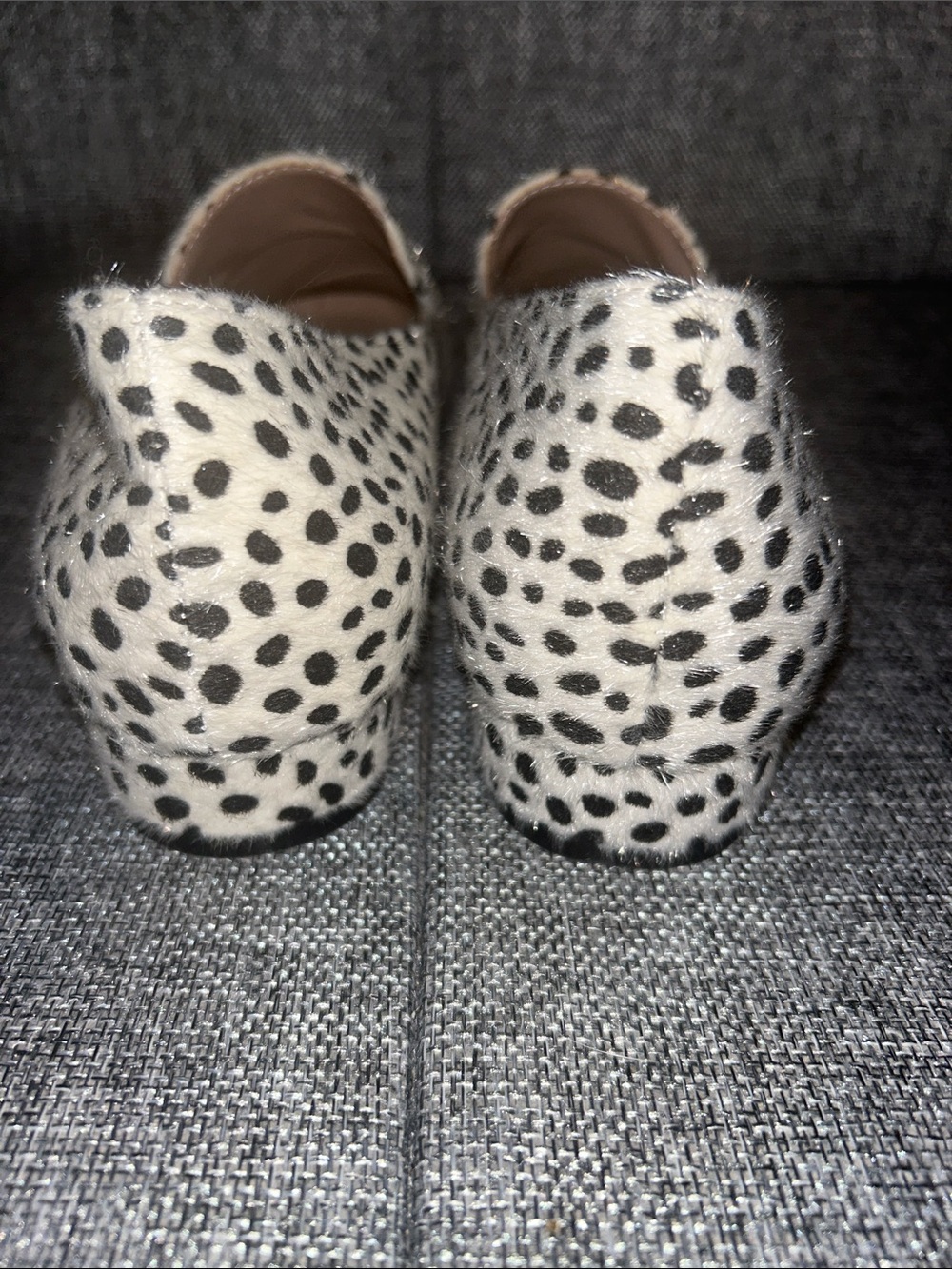 NEW-Women’s Dalmatian Print Loafers with Blue Tassel - Picture 4 of 8